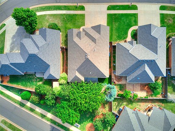 5th image of 15509 Hickory Bend Ln