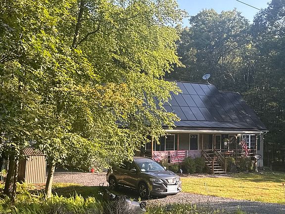 3rd image of 139 Chipmunk Rd