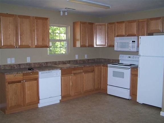 3rd image of 161 Payne Way