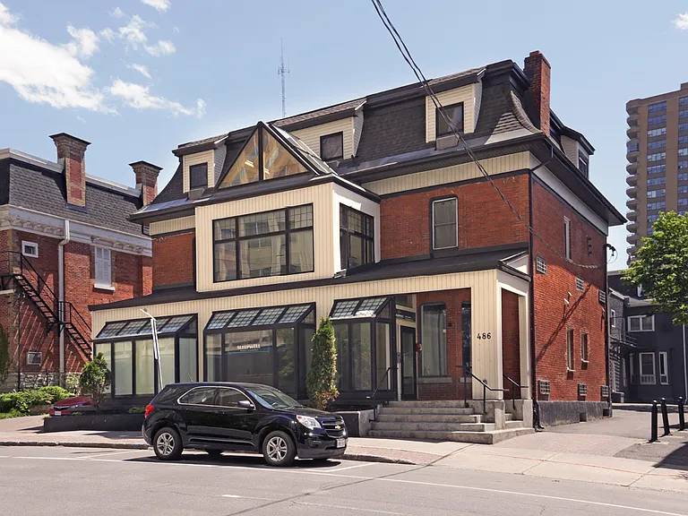 467 Slater St — Photo 24