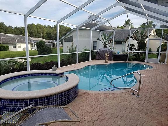 4th image of 3150 Sandhill Dr