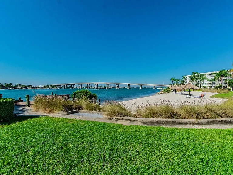 6081 Bahia Del Mar Cir #349 — Photo 18