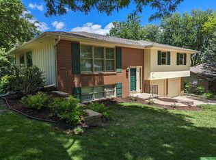 13032 Frances St, Omaha, NE 68144