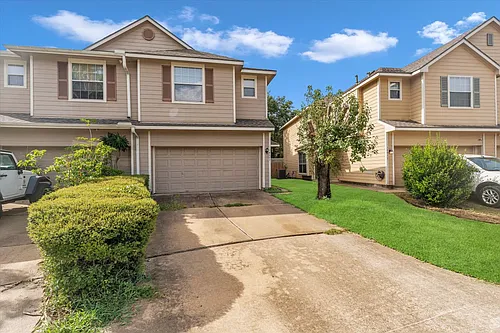 16007 Sandy Path Ln Photo 1