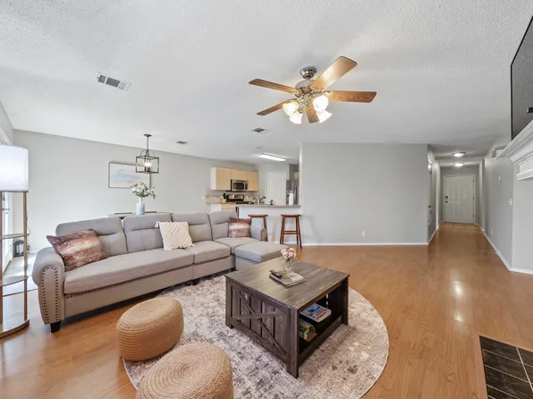 8105 Luckenwald Cv, Round Rock, TX 78681