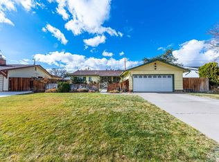 2091 Holman Way, Sparks, NV 89431