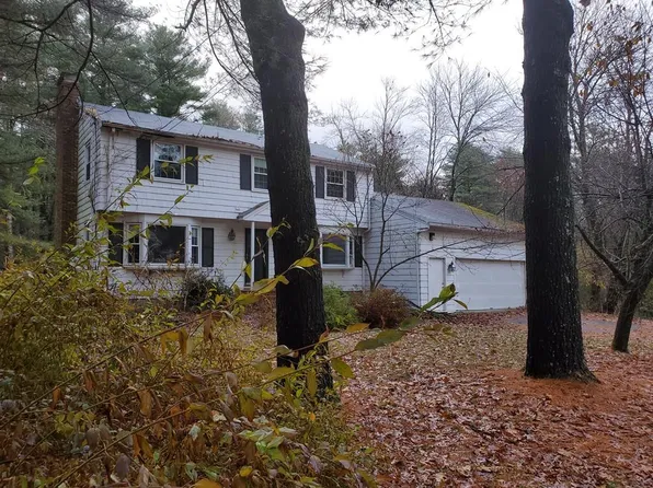16 Colburn Dr, Sharon, MA 02067