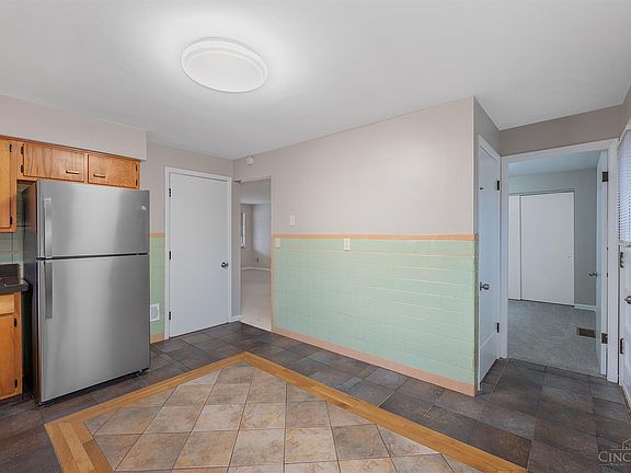 4th image of 3167 Harry Lee Ln
