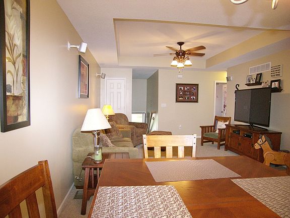 3rd image of 1208 NW Scenic Dr