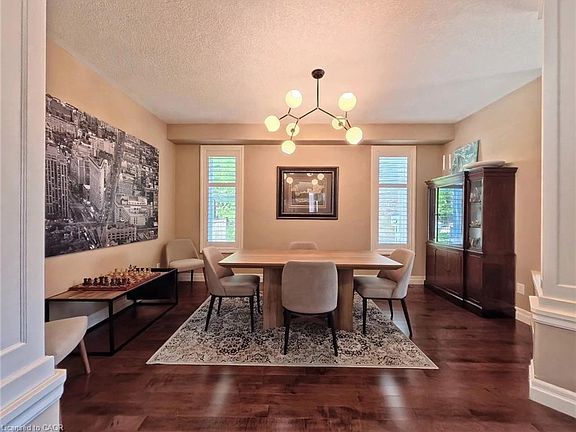 5th image of 913 Valebrook Ct