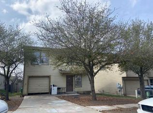8411 Miners Poin, San Antonio, TX 78252