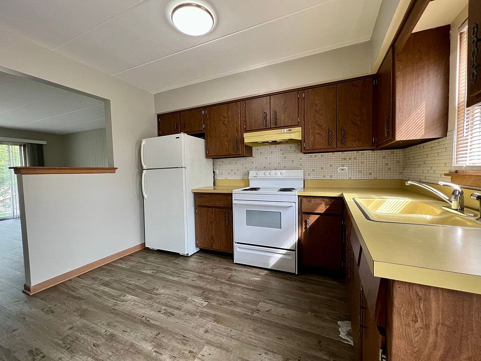 AR Apartments 8021 W 30th St North Riverside, IL Zillow