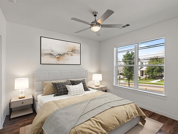 4th image of 4801 Springdale Rd #1102
