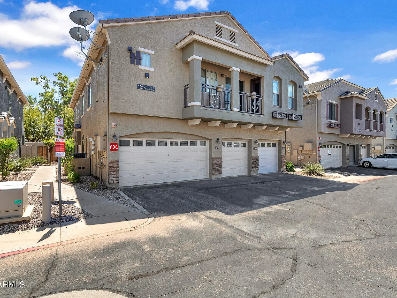 280 S Evergreen Rd — Photo 2