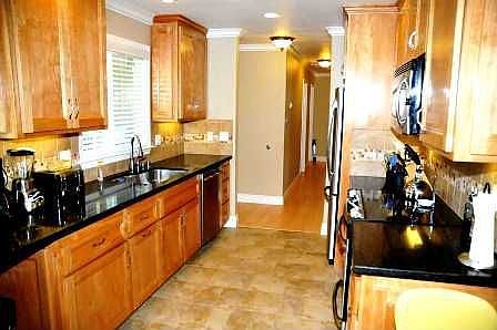 2nd image of 5545 Vassar Dr