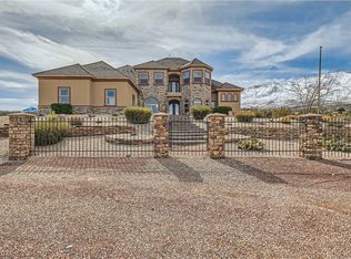 2 Camp Bonanza Rd, Las Vegas, NV 89124