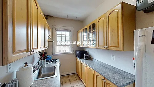 15 Glenville Ave #15T Photo 1