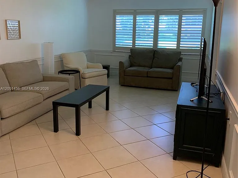4801 Martinique Pl #H1 — Photo 16