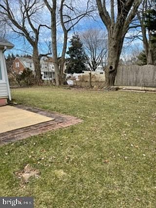 1st image of 3 Dolores Dr