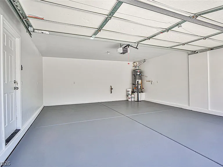 6744 Philharmonic Ave — Photo 21