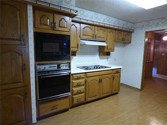 2nd image of 3066 W Highway 114