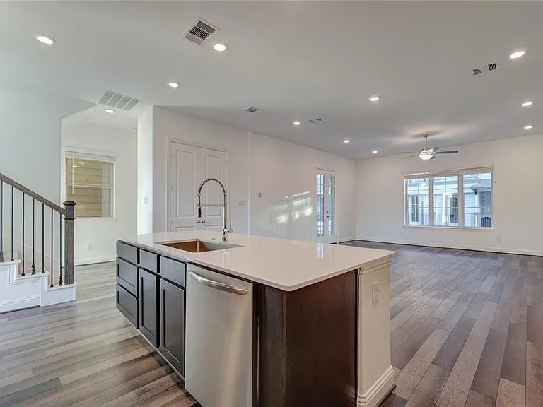 1415 Adell Rose Ln — Photo 40