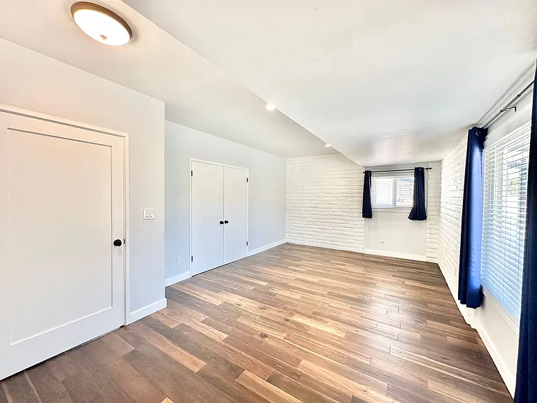 31428 Old River Rd — Photo 24