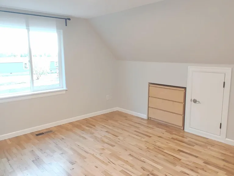 21605 NE 83rd St — Photo 13