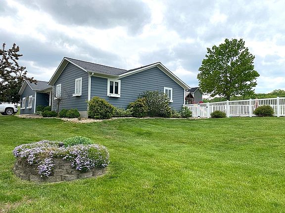 3rd image of 2261 E County Road 200 N