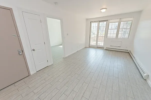 Rented by Compass | media 14