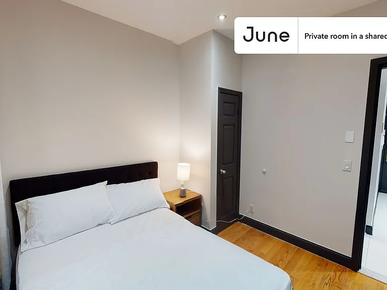 207 W 109th St #B — Photo 2