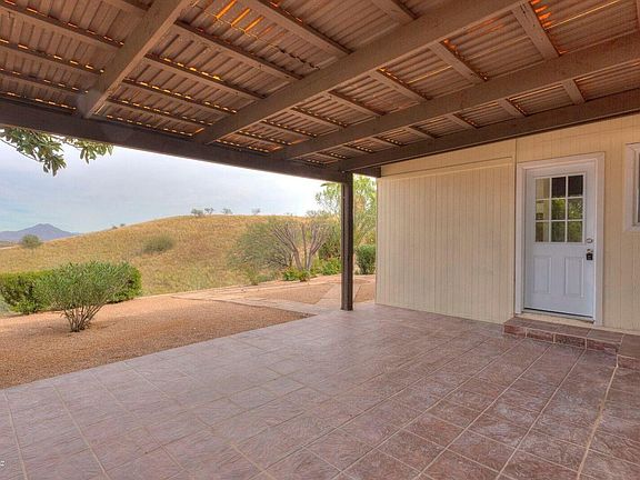 3rd image of 813 N Linda Vista Dr