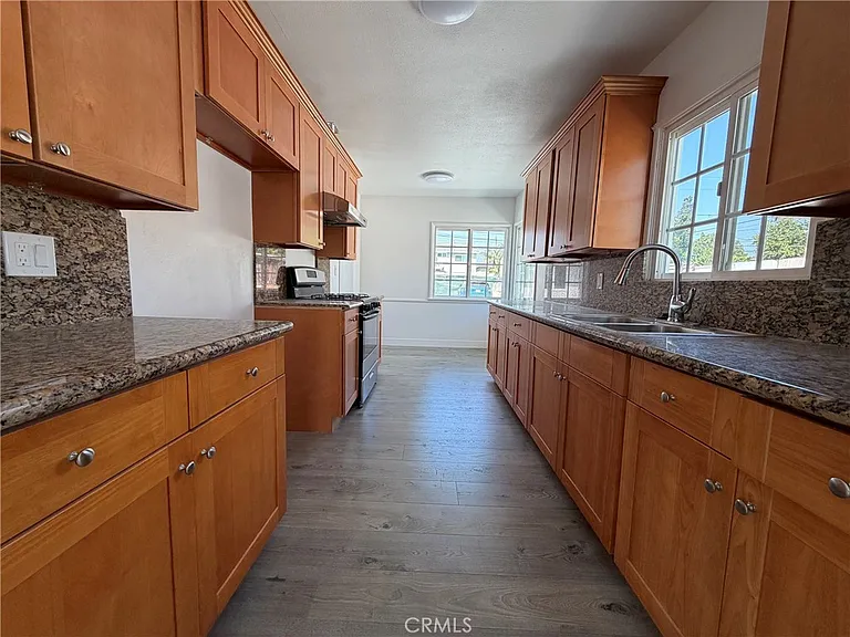 11583 Embree Dr — Photo 2