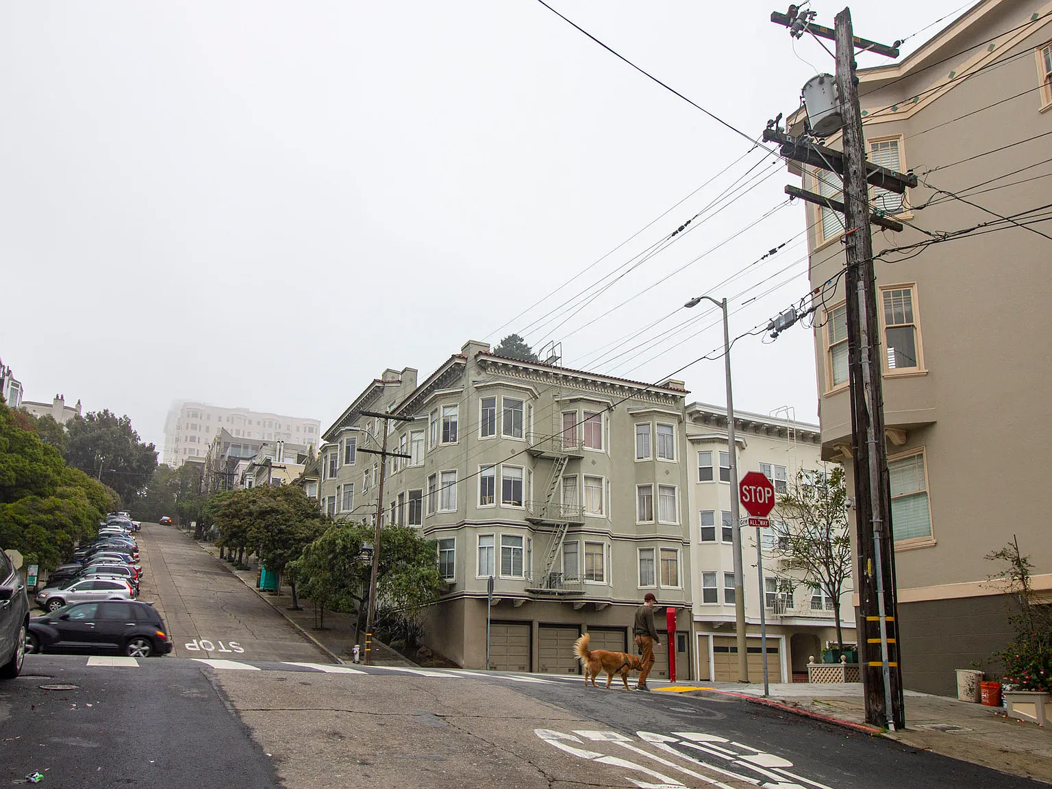 60-62 Grenard Apartments — Photo 4