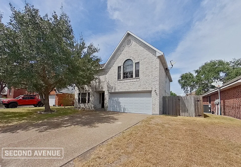 7803 Kingshire Dr