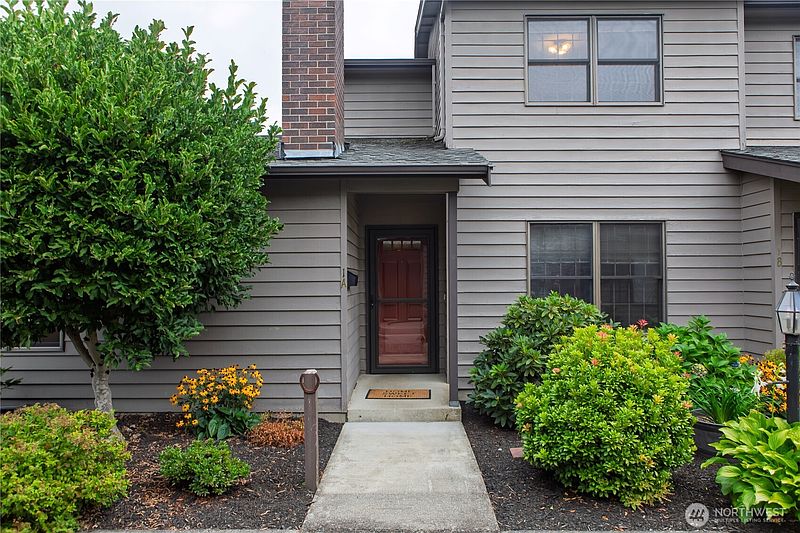 3rd image of 1111 Grover Street #1A