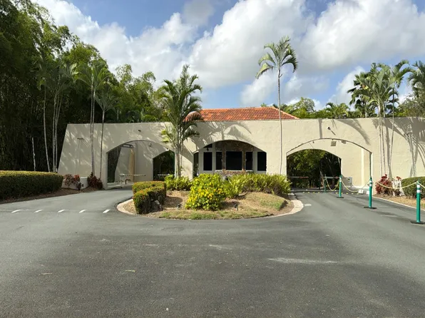 337 C Miramelinda Sabane, Gurabo, PR 00778