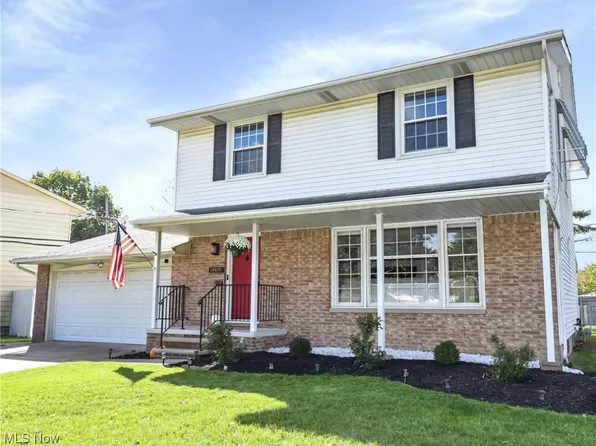 19415 Thornridge Ave, Cleveland, OH 44135