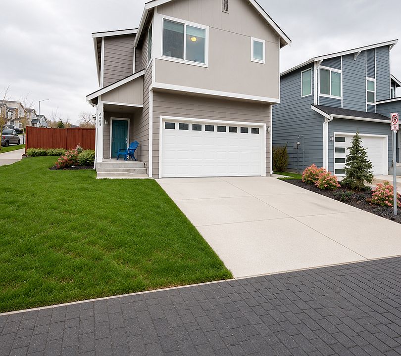 1st image of 6305 84th Ave NE