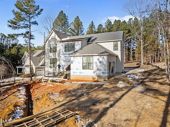 4th image of 9 High Ridge Ln