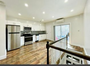 218 Summit Ave #1, Jersey City, NJ 07304