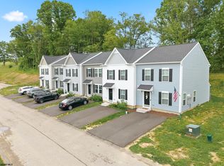 748 Mulligan Ct, Maidsville, WV 26541