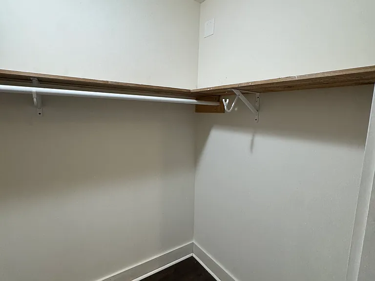104 Hamby St — Photo 36