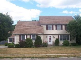 49 Spruceland Rd, Enfield, CT 06082