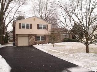 80 Lempa Rd, Southampton, PA 18966