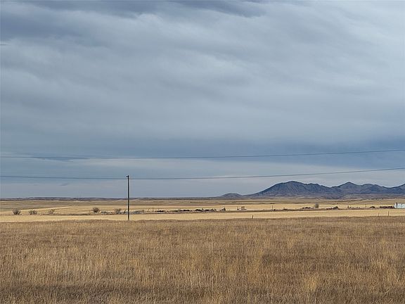 5th image of 30 Red Coulee Rd