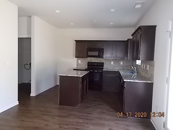 5th image of 401 Fioli Cir