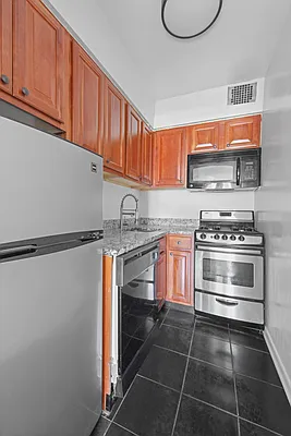 Rented by Corcoran | media 5