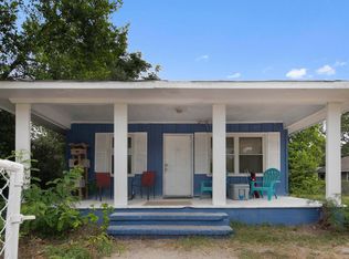 122 S 5th St, Spring Lake, NC 28390