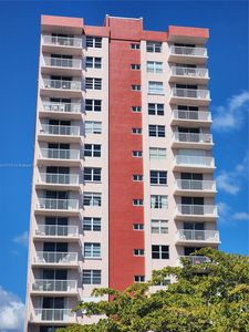 3161 S Ocean Dr APT 805, Hallandale Beach, FL, 33009